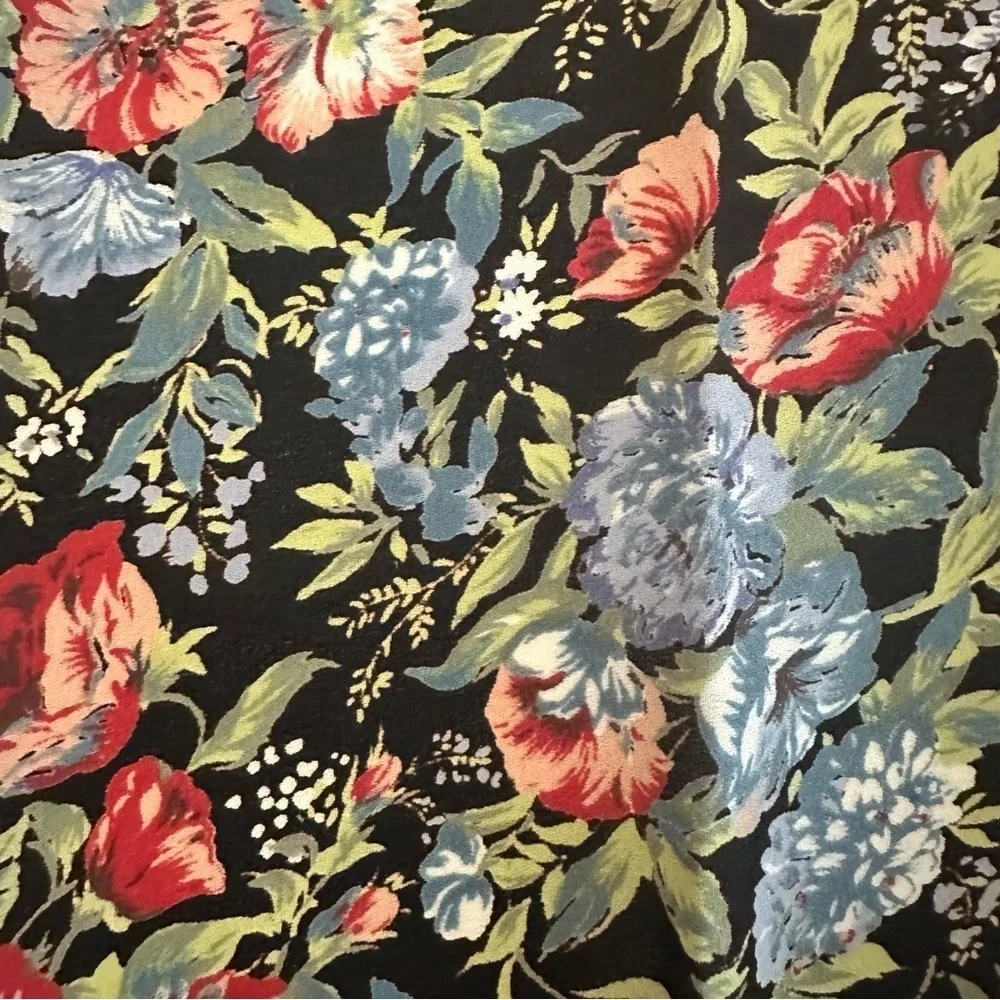 Net 30 Women’s Black Multicolor Lightweight Floral 100% Polyester Scarf GUC